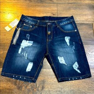 Men's Distressed Denim Shorts 36 new with tags